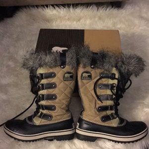 Sorel Waterproof Torino Cate Winter Boots